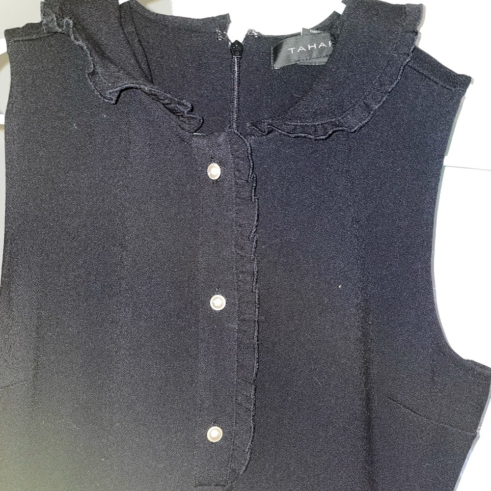 A6 - 349 Tahari Black ruffle dress with pockets - Picture 8 of 8
